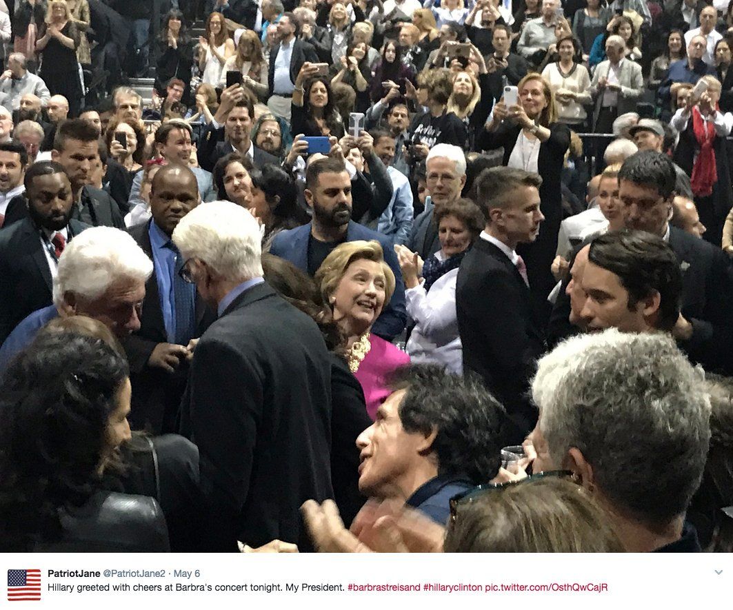 Photo of the Clintons arriving just before the concert began.