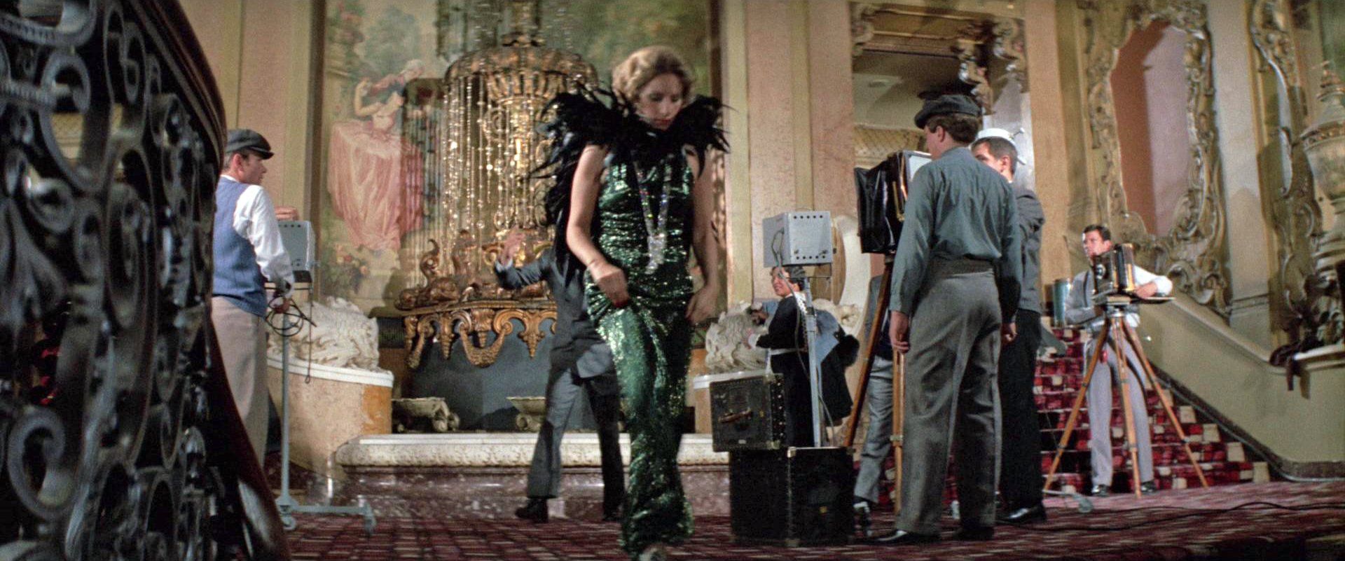 Streisand as Fanny Brice in the lobby of the Los Angeles Theater.