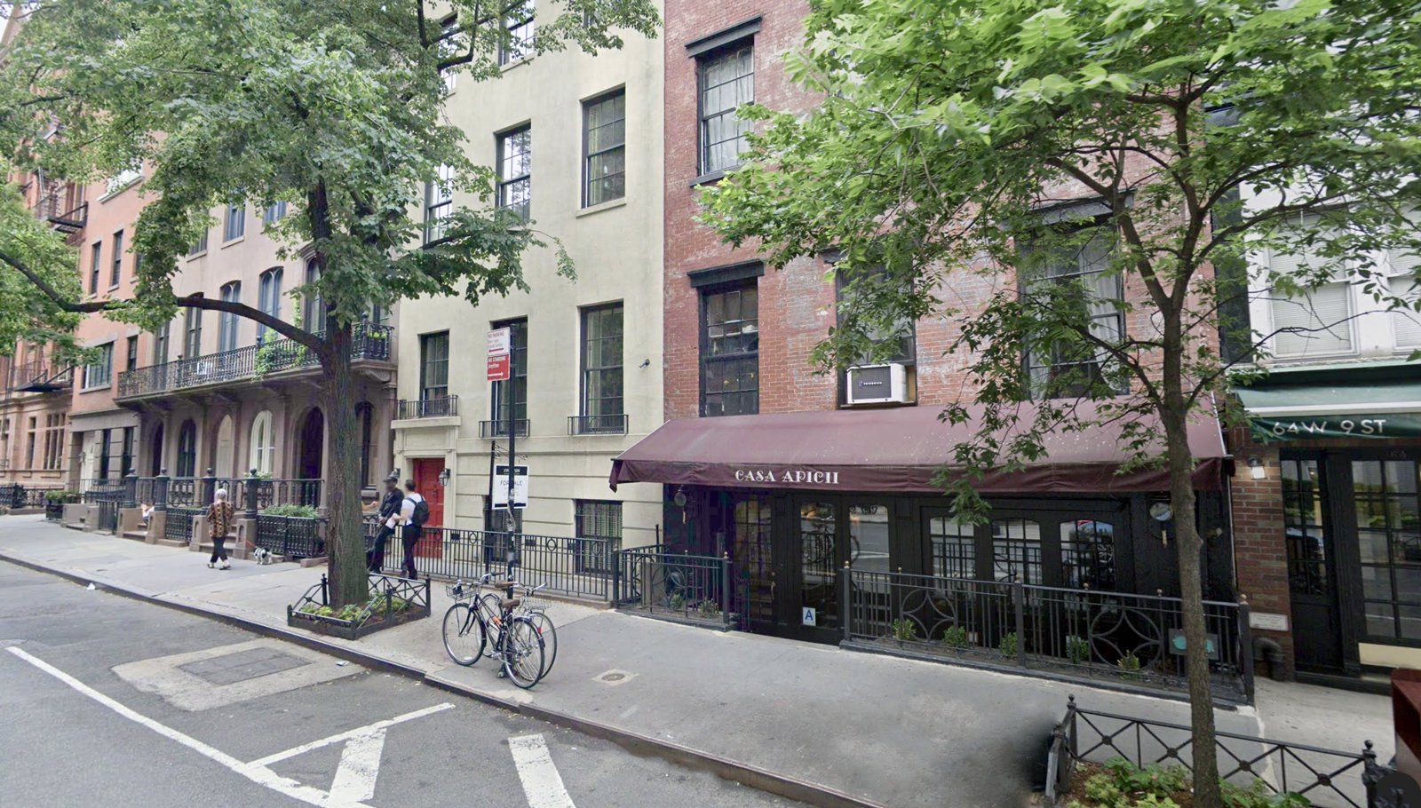 Photo of the street where the Lion was, circa 2019 Photo of the street where the Lion was, circa 2019
