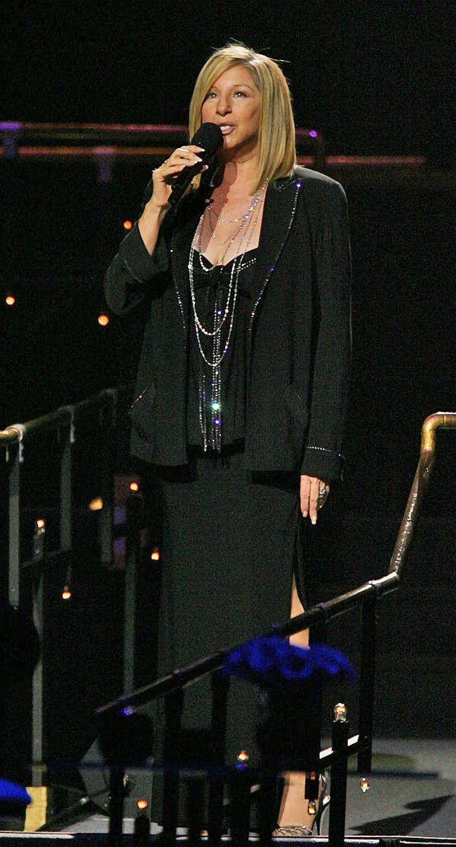 Streisand in Atlantic City, NJ. Photo by: Tom Briglia