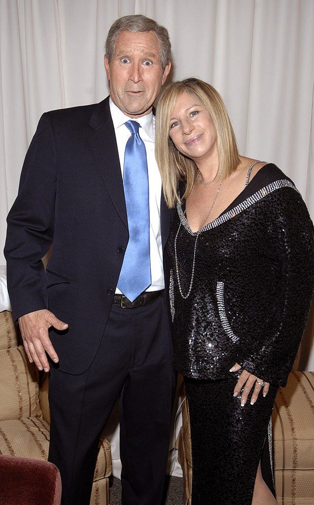 Steve Bridges as “George Bush” and Streisand backstage in Philadelphia. Photo: Kevin Mazur