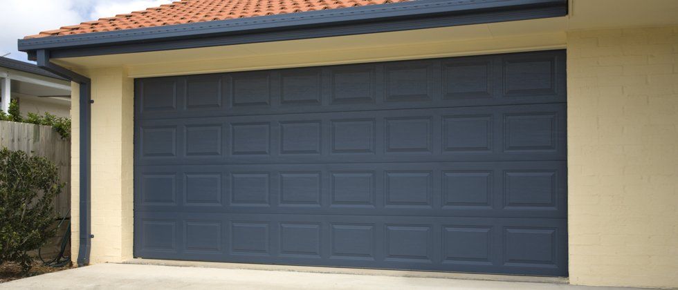 blue door