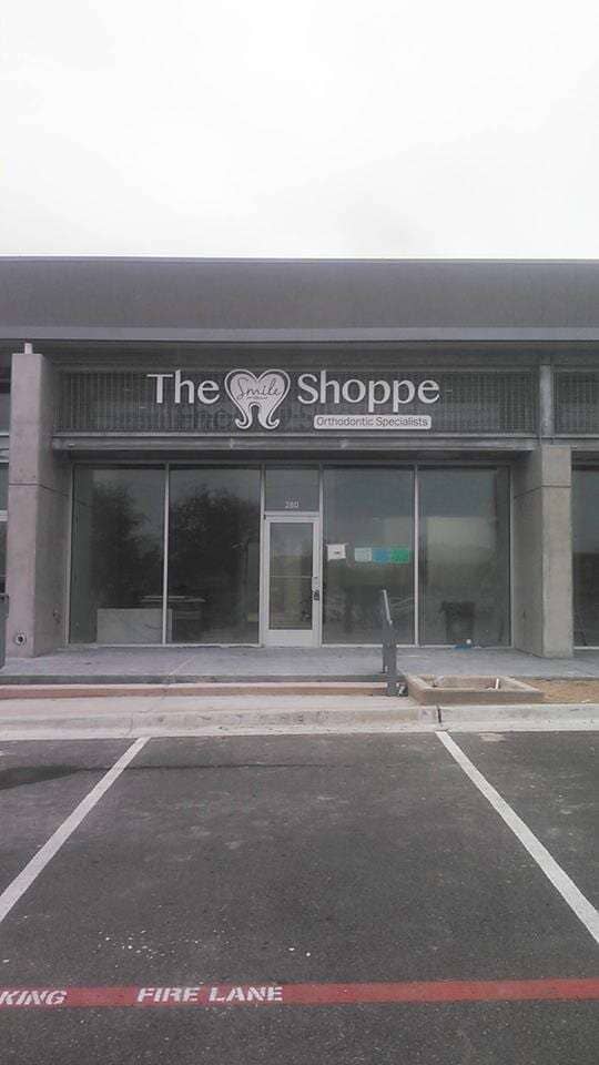 Led Message Billboards — The Smile Shop Building in Laredo, TX