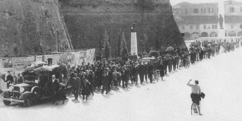 specialisti nell'organizzazione di funerali completi