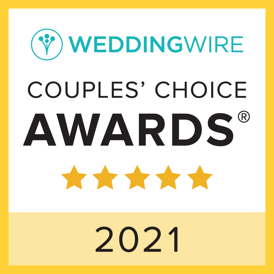 WeddingWire Couples’ Choice Awards badge, 2021, with five gold stars on white and gold background