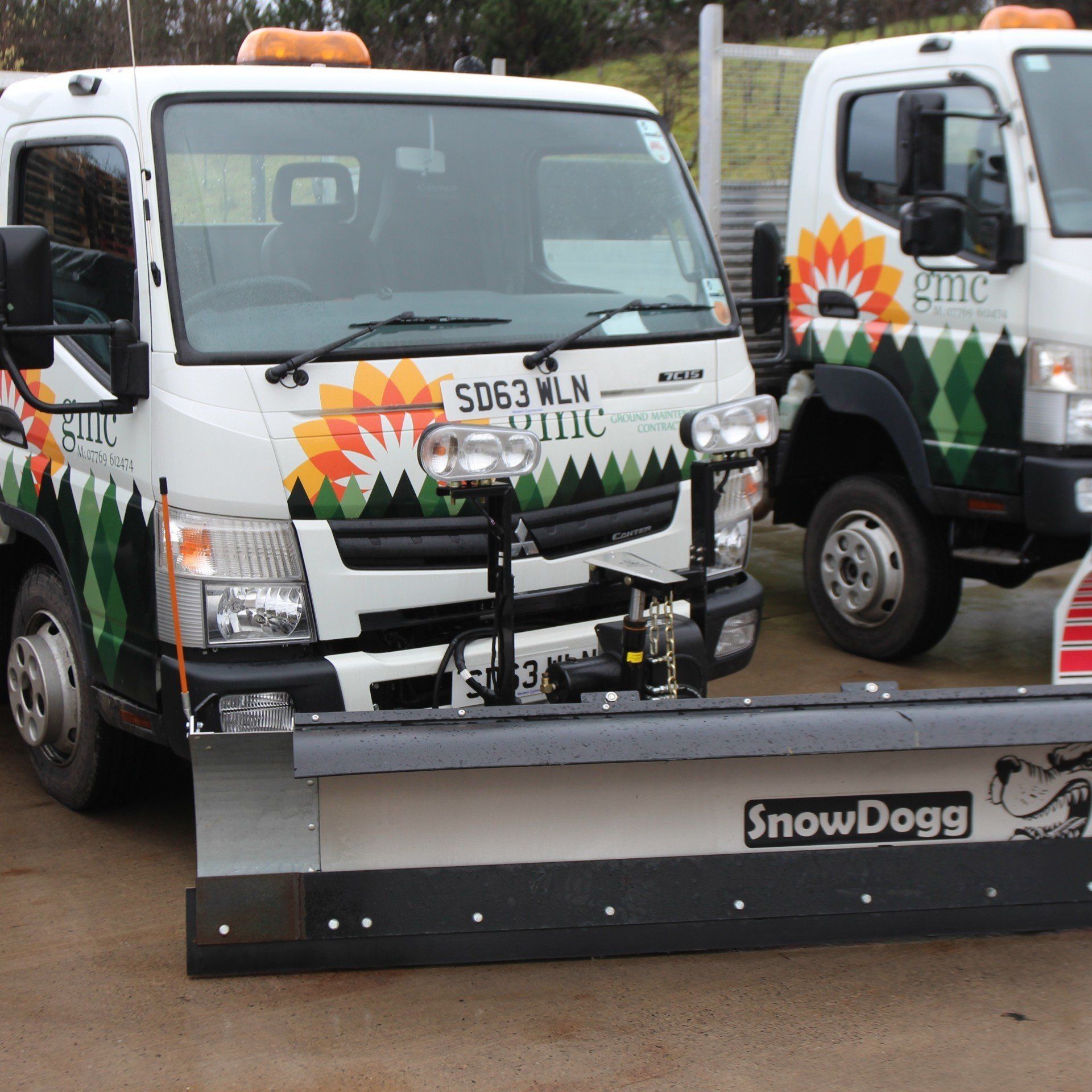 Mitsibushi snow plough