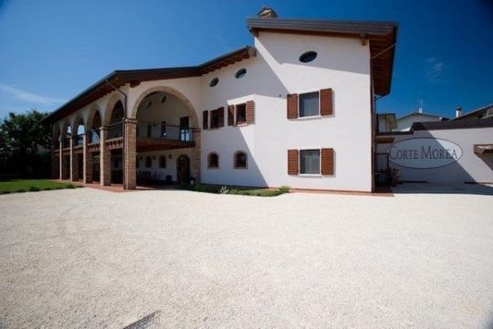 RISTRUTTURAZIONE COMPLESSO “CORTE MOREA” – LESTANS (PN)
