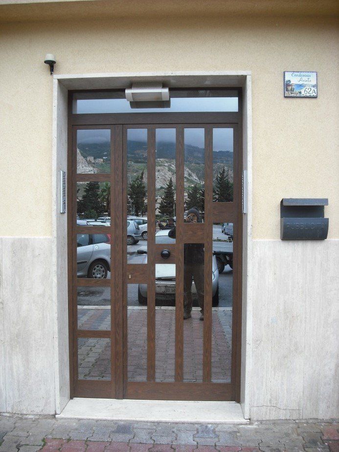 portoni esterni