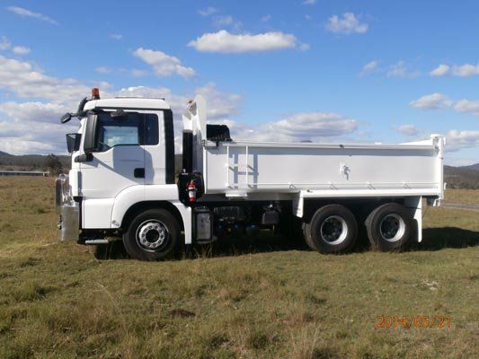 extended bed truck