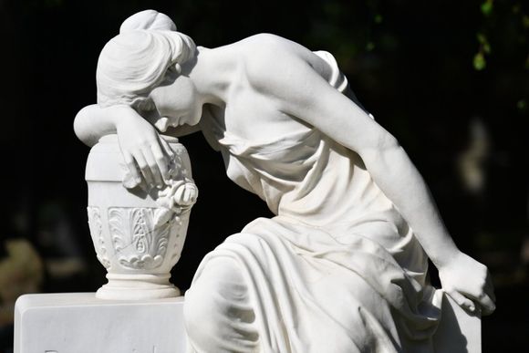 Statua in stile classico di marmo
