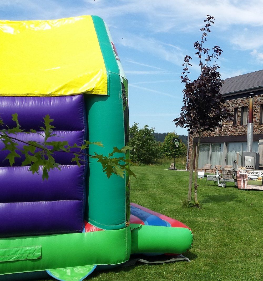 Springkussen te huur
