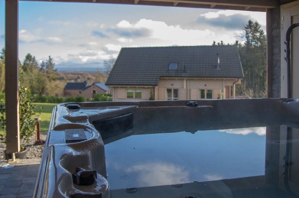 jacuzzi