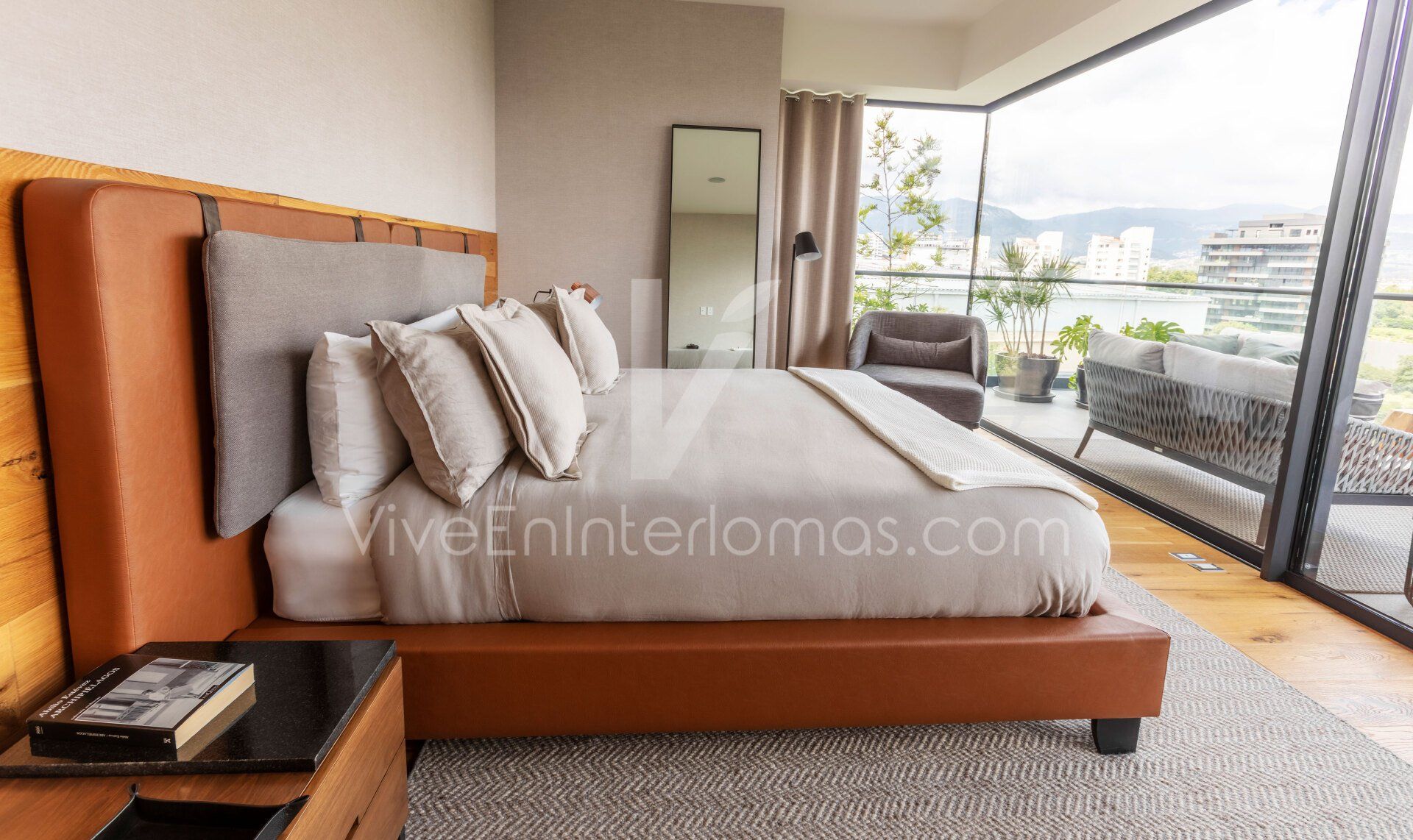 habitacion con terraza en aurea