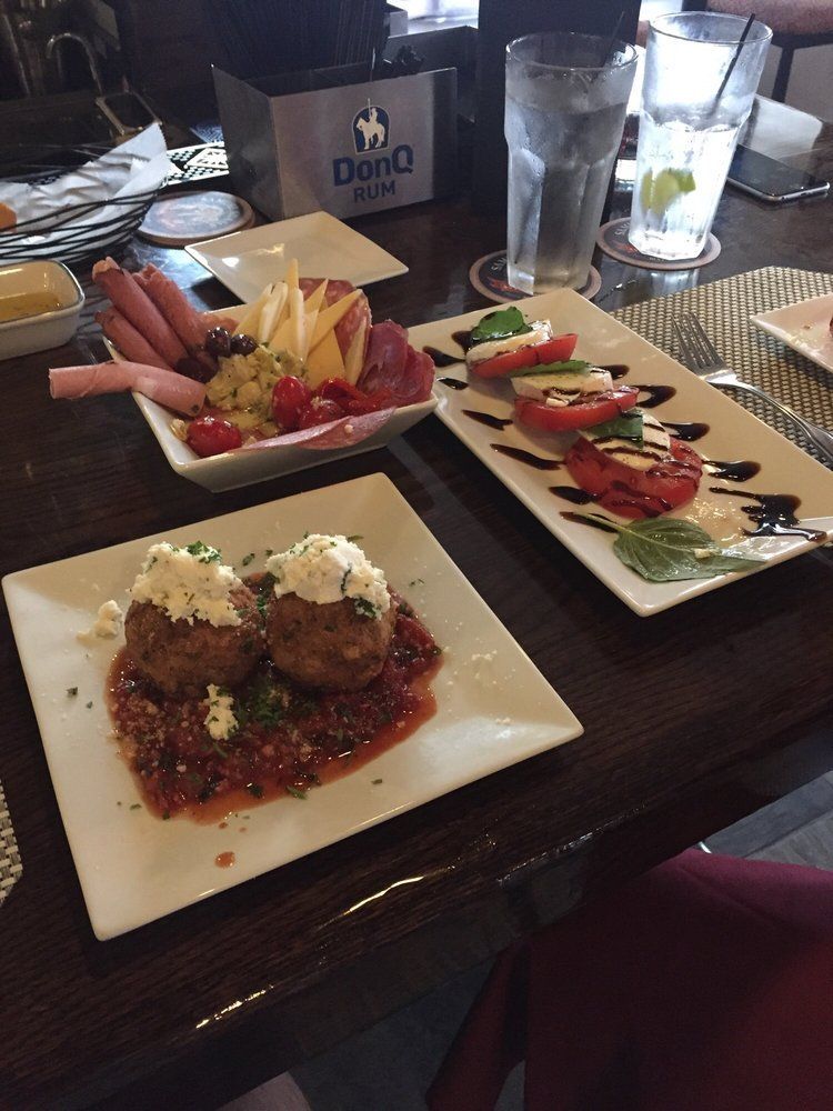 ciros dinner
