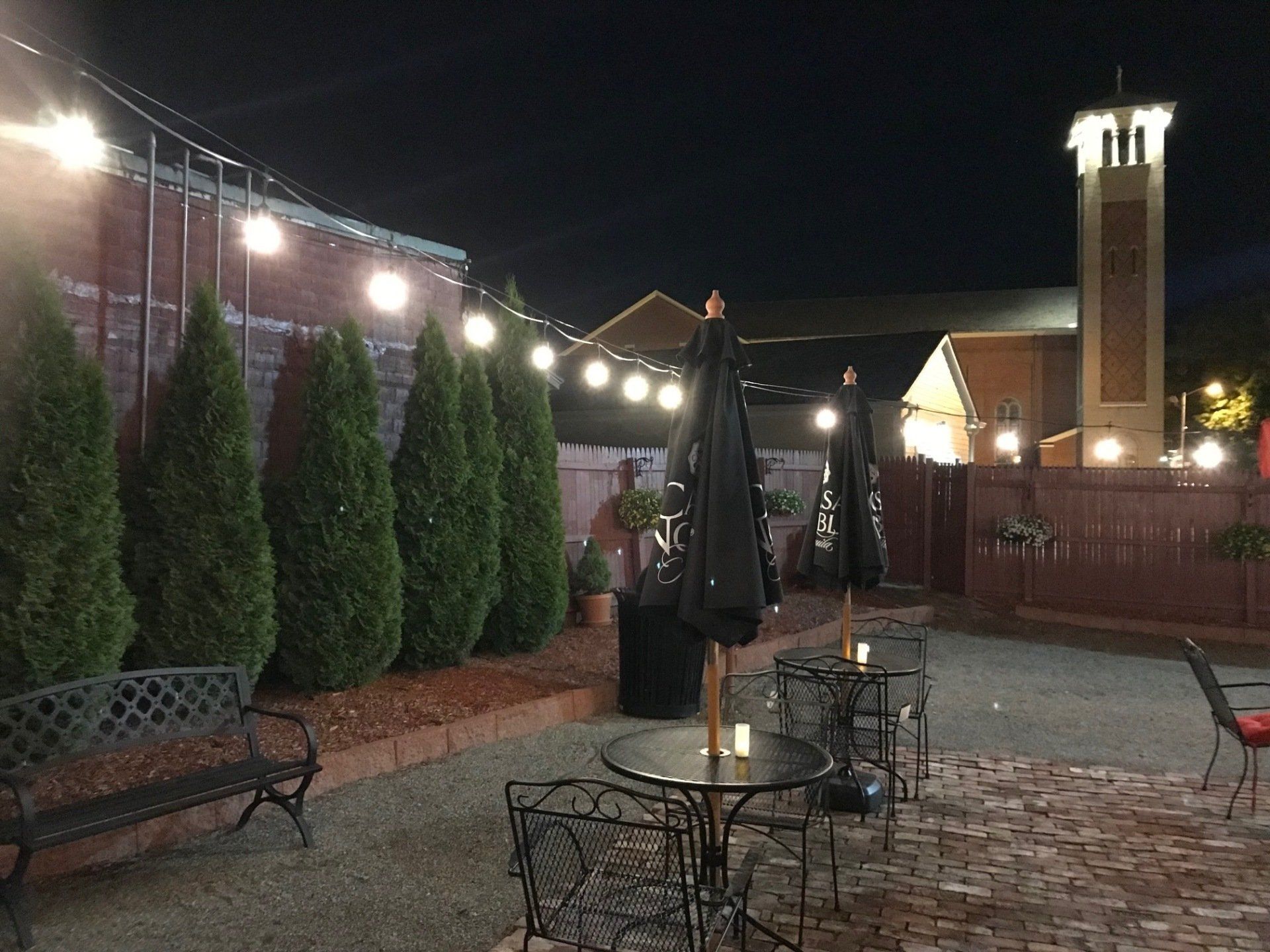 ciros outdoor patio