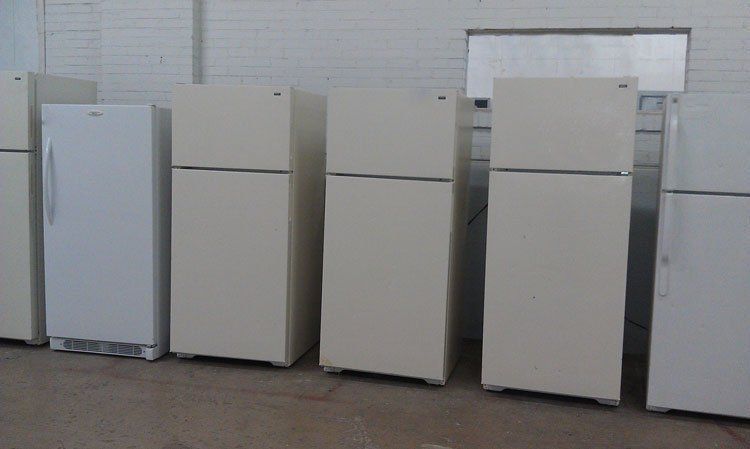 Top freezer refrigerator
