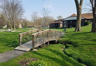Front Yard - Senior Housing in Washington, IL