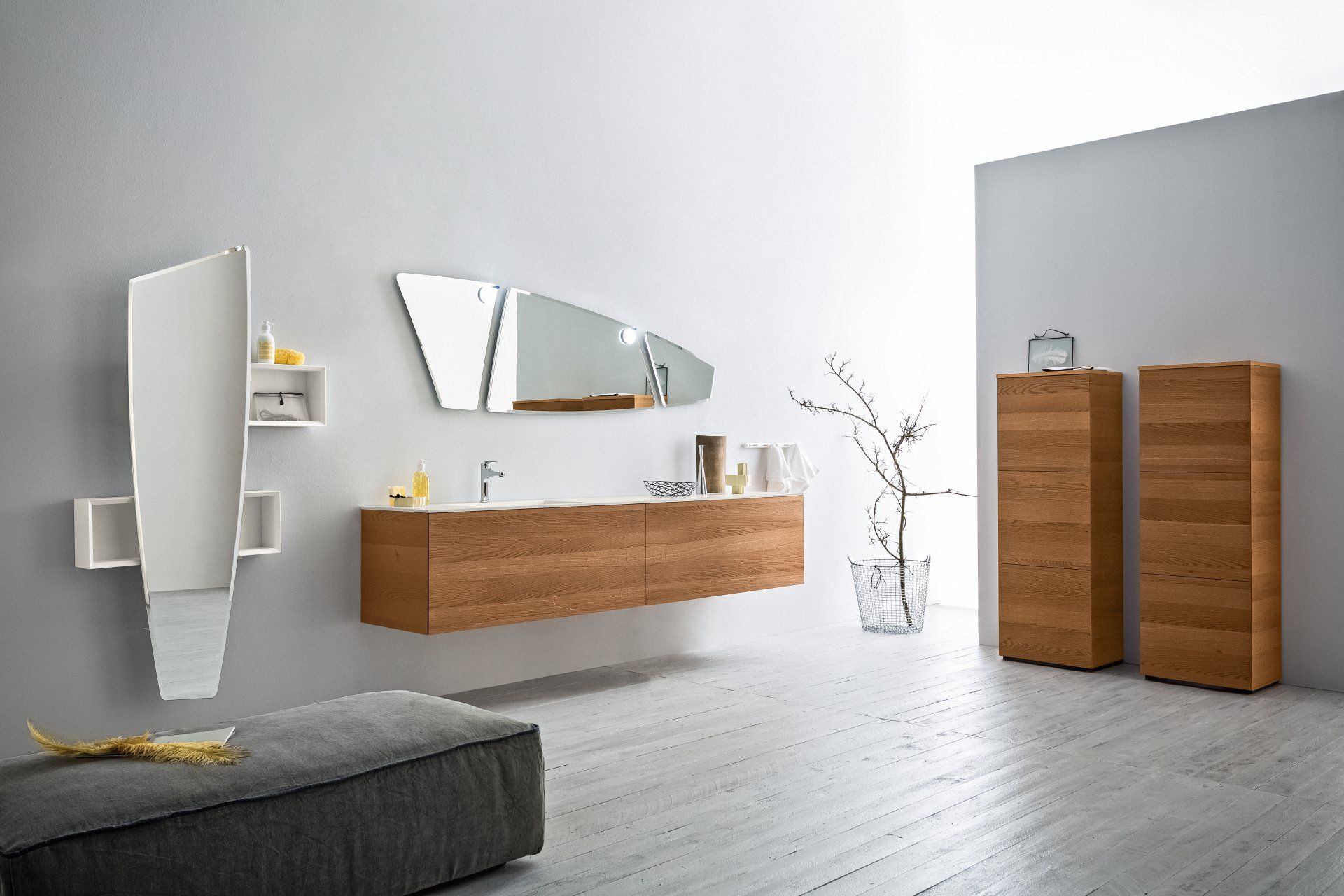 Mobile da bagno sospeso