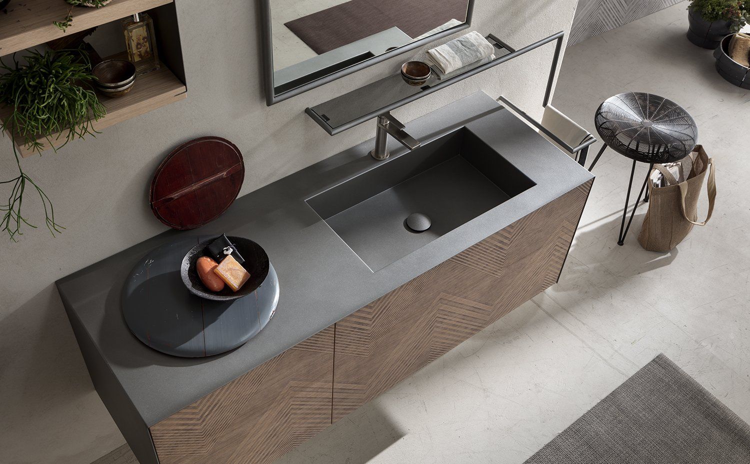 Mobile bagno marrone con antine personalizzate - Ardeco