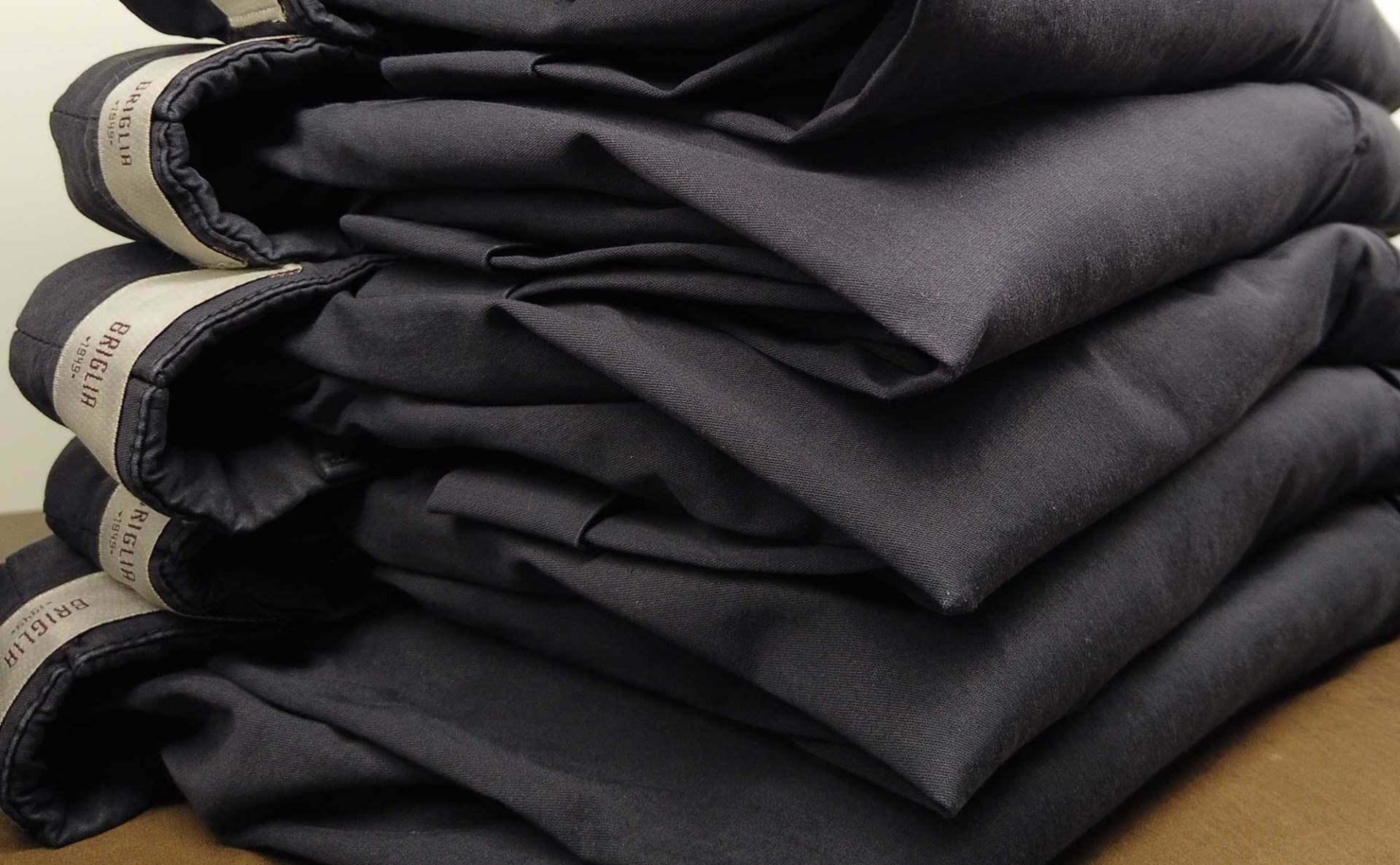 pantaloni da uomo