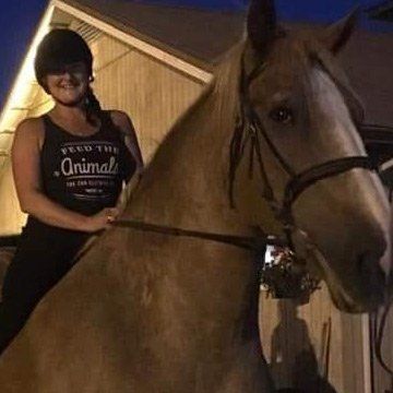 Victoria Carriage Tours Team - Nicole B