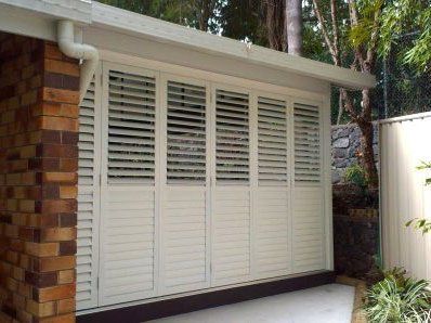 Aluminium plantation shutters