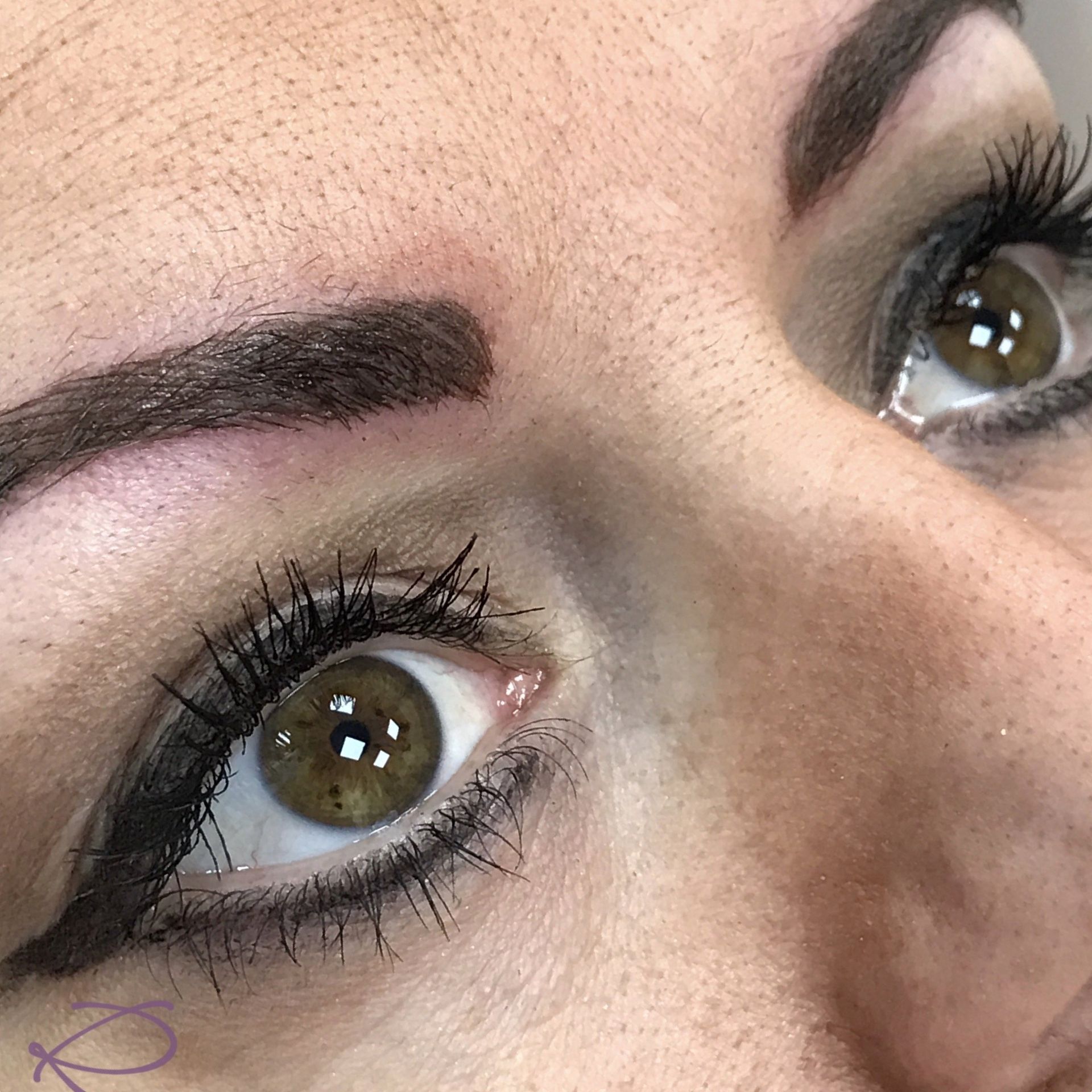 eye liner