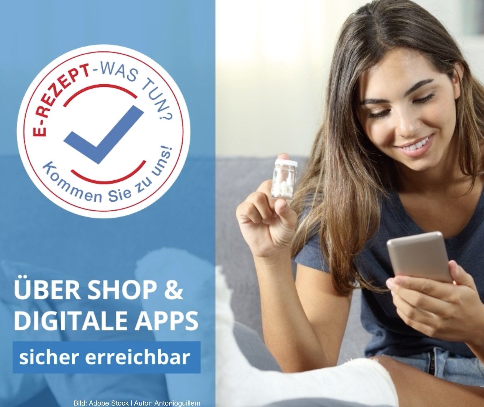 Eine Frau mit Gips am Bein schaut auf ihr Smartphone. Text