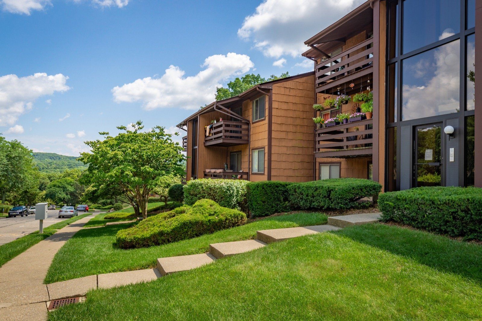 Rustic ridge apartments