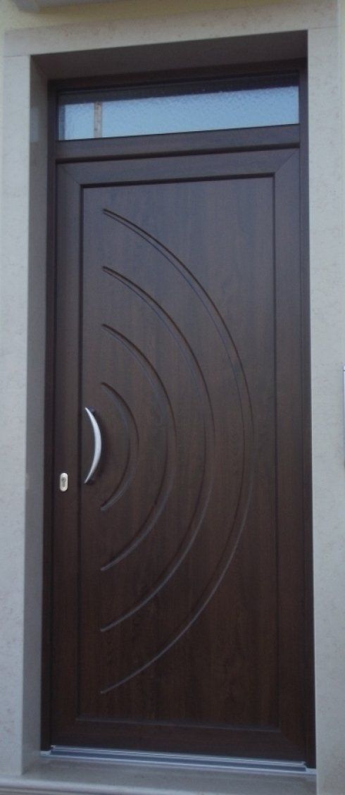 Porta d'ingresso marrone