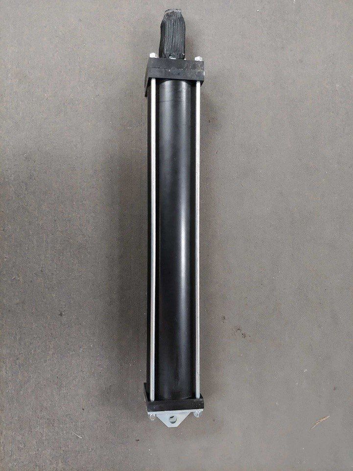 Semi-Truck Parts — Cylinder 5x30 in Yuma, AZ Semi-Truck Parts — Cylinder 5x30 in Yuma, AZ
