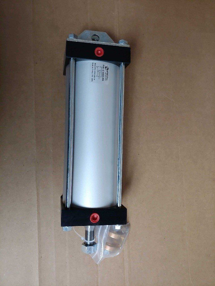 Semi-Truck Parts — Cylinder 3.5x8 in Yuma, AZ Semi-Truck Parts — Cylinder 3.5x8 in Yuma, AZ