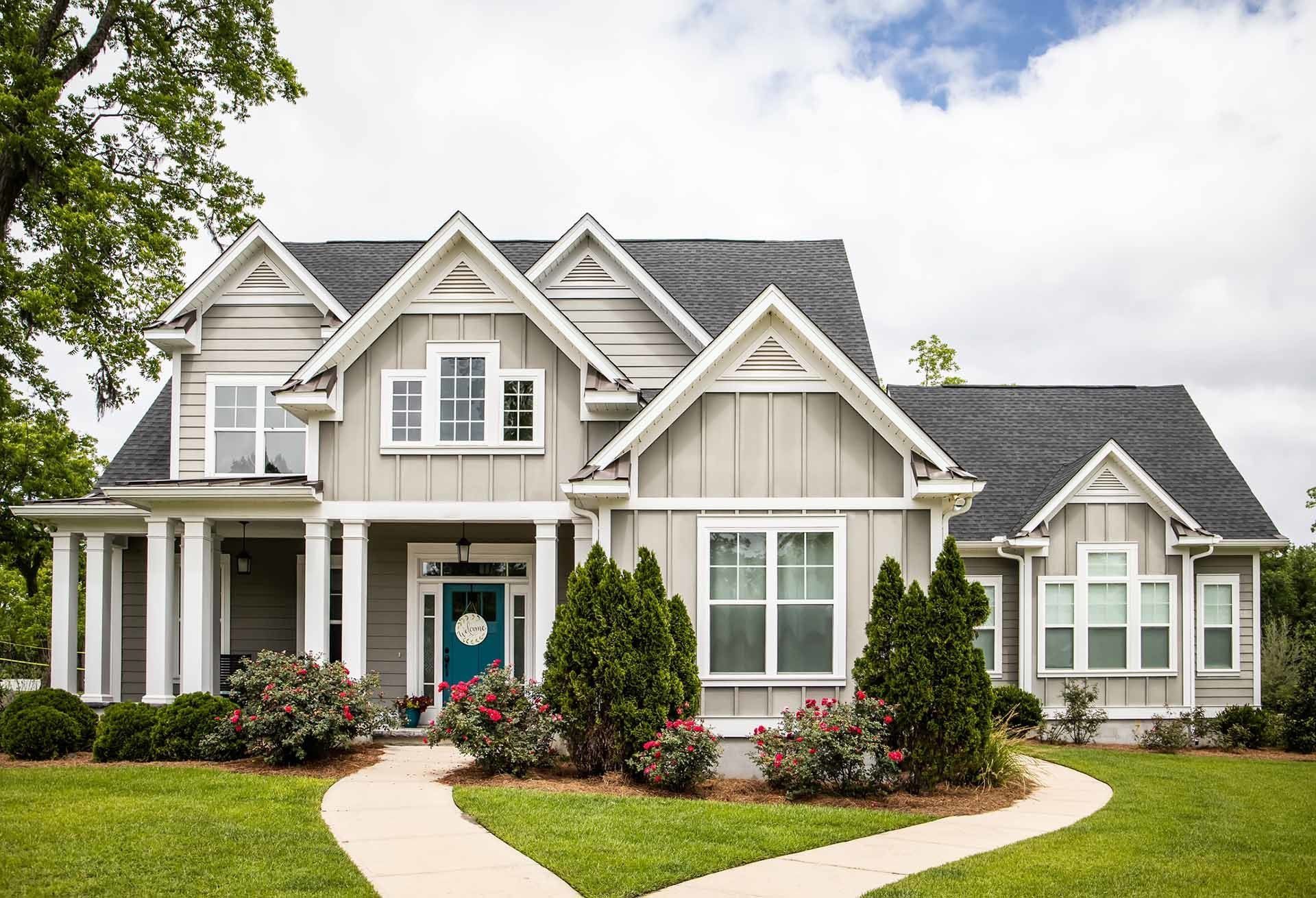 Clean House Exterior — Newport News, VA — Peninsula Roofing Company Inc. Clean House Exterior — Newport News, VA — Peninsula Roofing Company Inc.