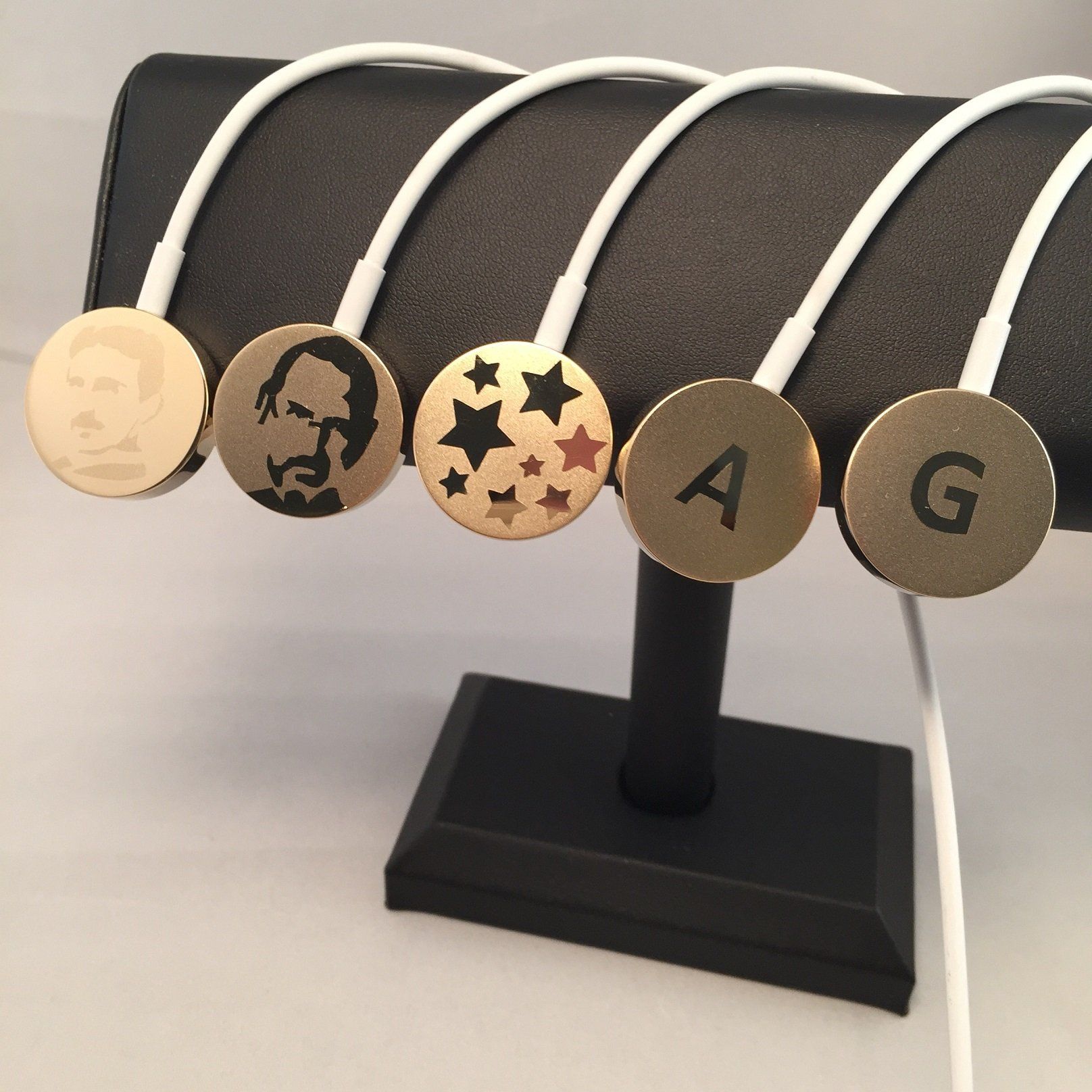 Custom image apple watch charger The Time Preserve
