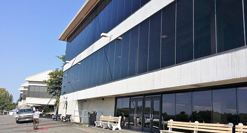 Window washer at work - Window Cleaning Service in Farmingdale, NJ Window washer at work - Window Cleaning Service in Farmingdale, NJ