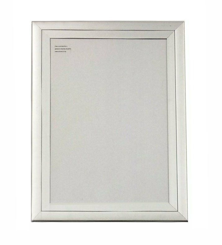 PosterFrame4Displays