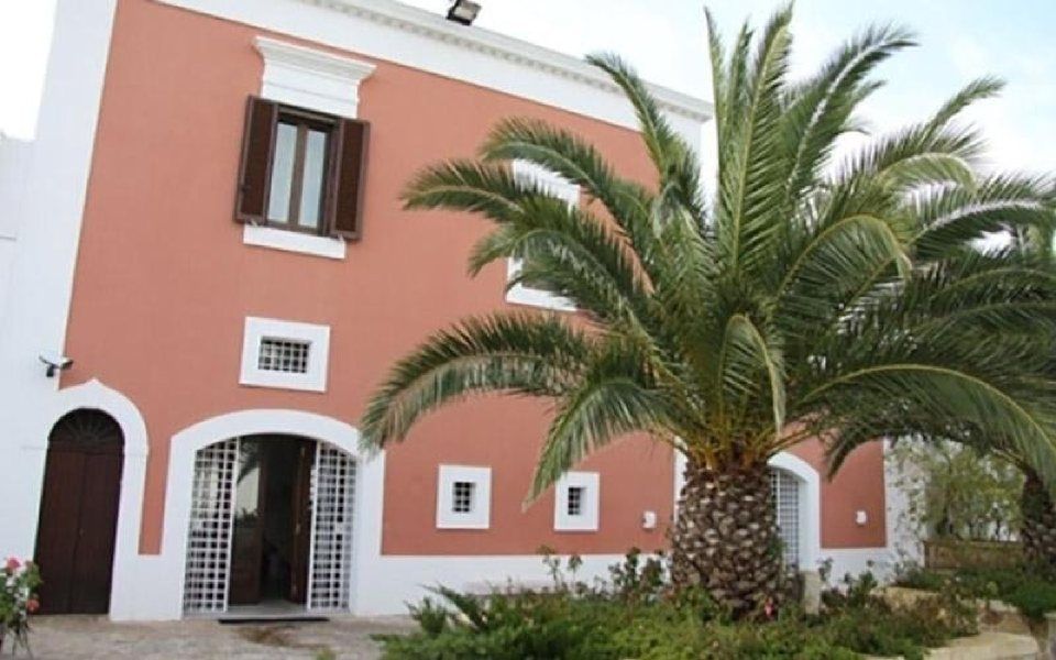Facciata di un'azienda di lavorazione delle carni