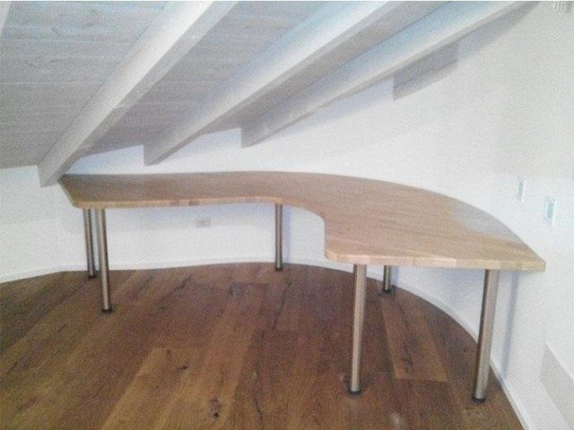 Tavolo in legno artigianale