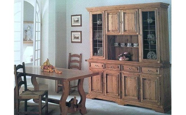 Tavolo in legno massello