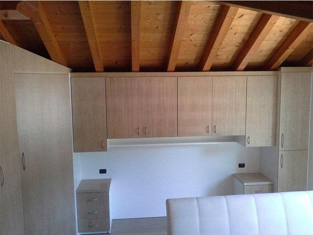 Armadio per soffitta