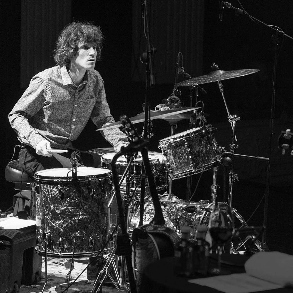 KARLOS ARANCEGUI, BATERIA