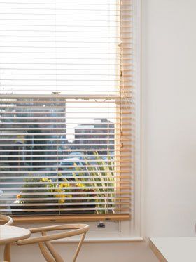 Curtain fitter - Cheltenham, Gloucester - iD Cheltenhem - Blinds