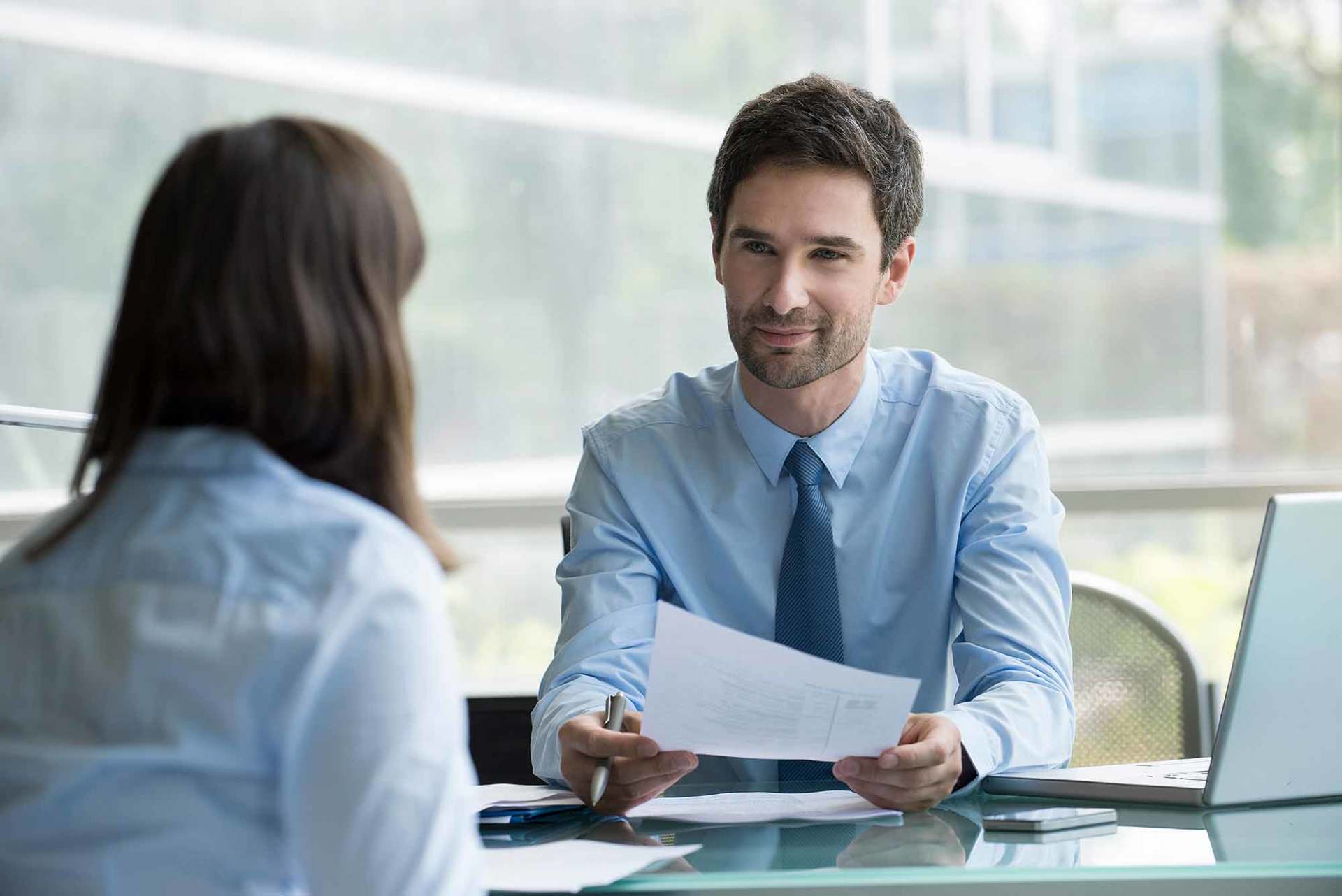 Financial adviser meeting with prospective customer