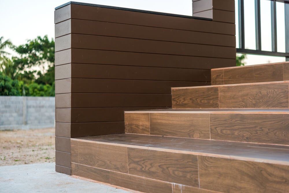 Rivestimento scale in legno