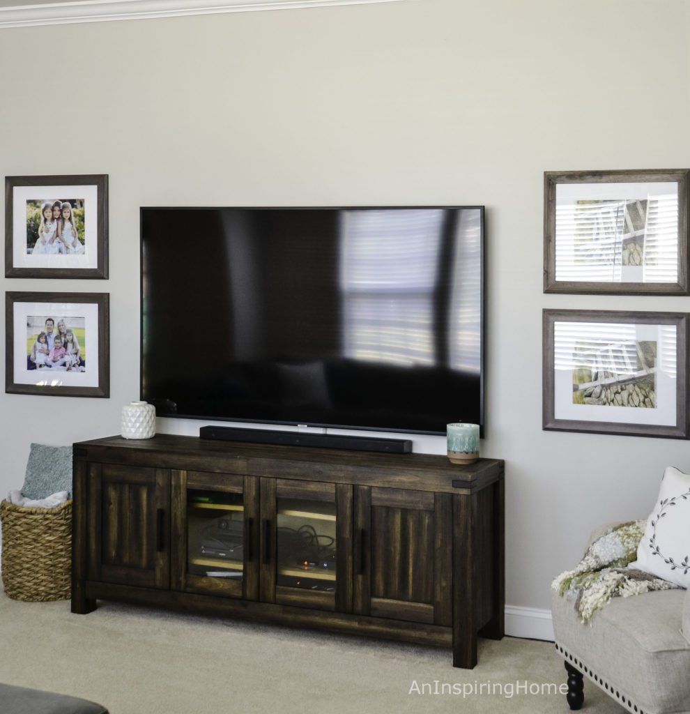 Casual Modern Farmhouse Gallery Wall | Charlotte & Waxhaw | An Inspiring Home