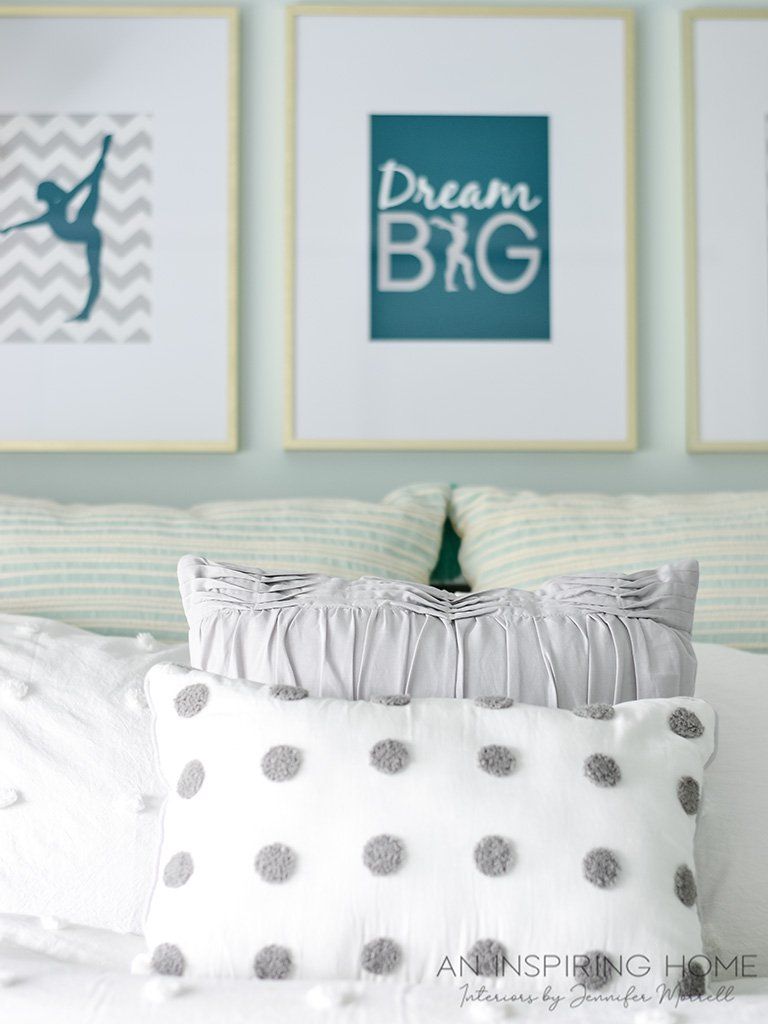 Tidewater & Smart Storage Pillow And Picture Frames | Marvin, NC | An Inspiring Home