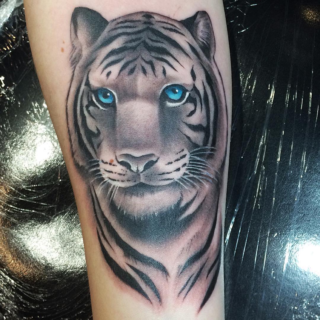 Tiger Tattoo by Chad Lavers at Crimson Empire Tattoo in Edmonton Alberta Canada