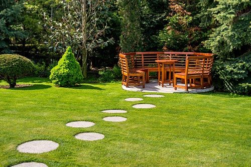 STORAGE SOLUTIONS TO WINTERIZE YOUR YARD