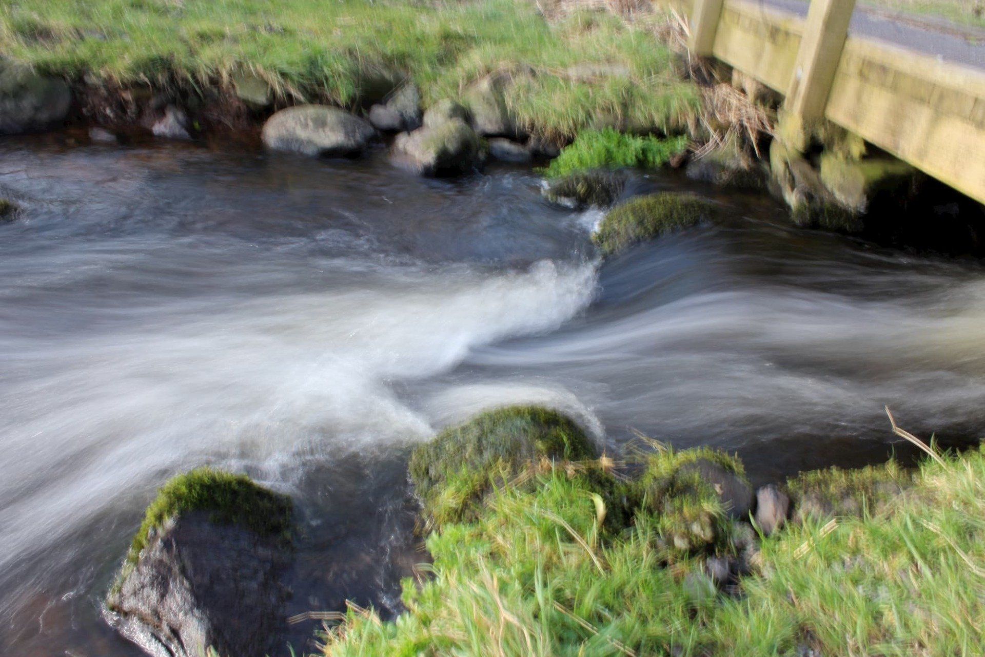 Babbling stream in slow motion Rockcliffe