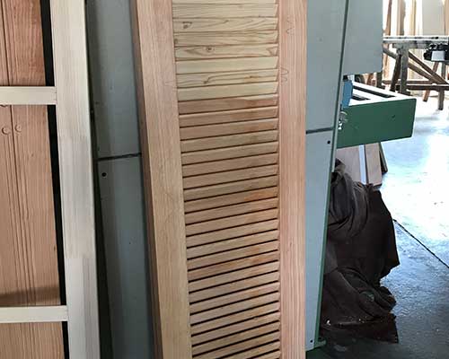 Controfinestra di legno laminato